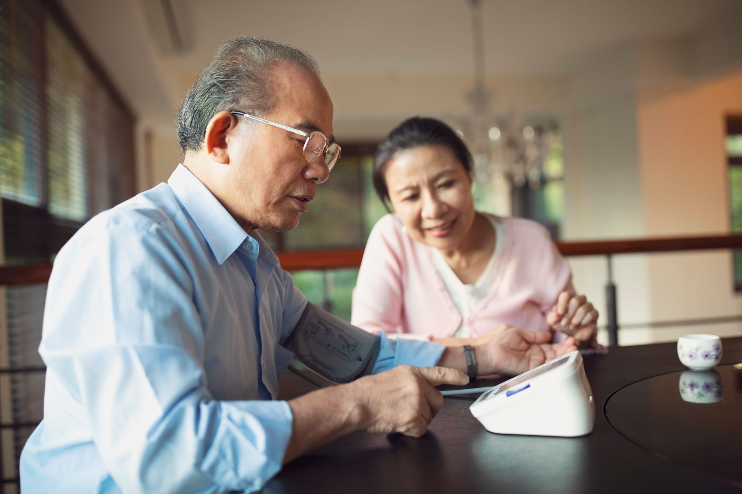 Trái tim đàn ông và phụ nữ: Minh họa sự khác biệt về kích thước và chức năng sinh lý tim mạch.