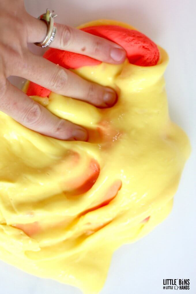Thêm đất sét vào slime