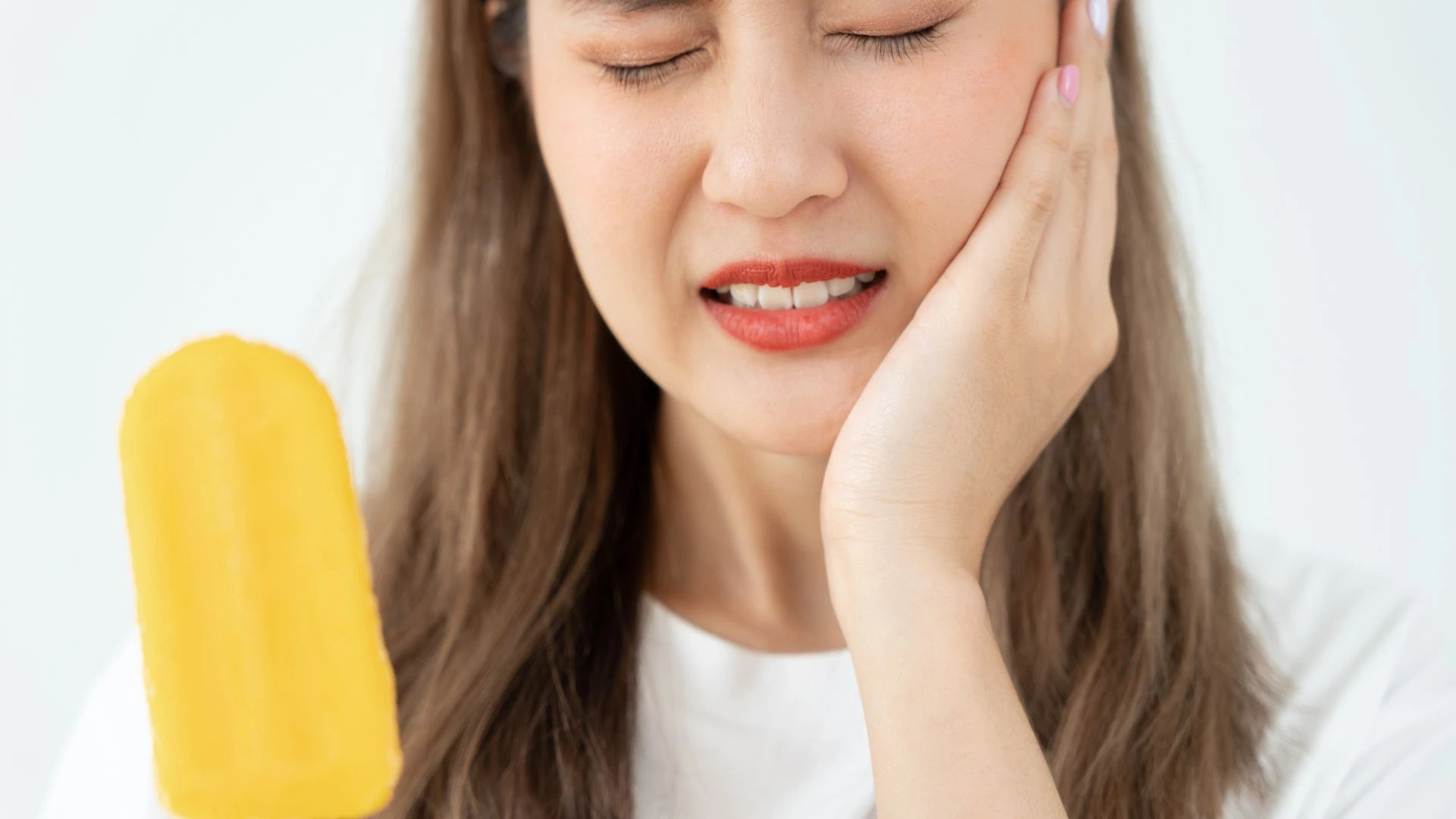 Thực hành vệ sinh răng miệng sau khi nhổ răng giúp ngăn ngừa nhiễm trùng