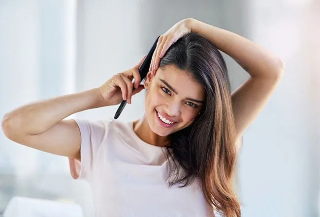 Ủ Tóc Bằng Dầu Dừa Giúp Tóc Mềm Mượt