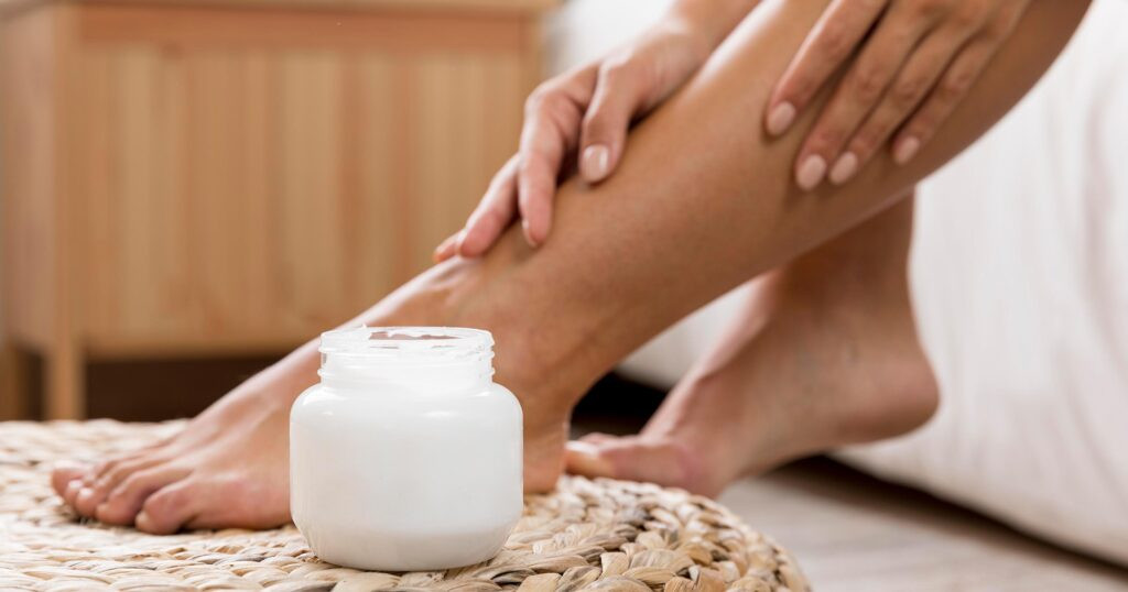 Bồn ngâm chân spa tại nhà giúp thư giãn và làm mềm da chân