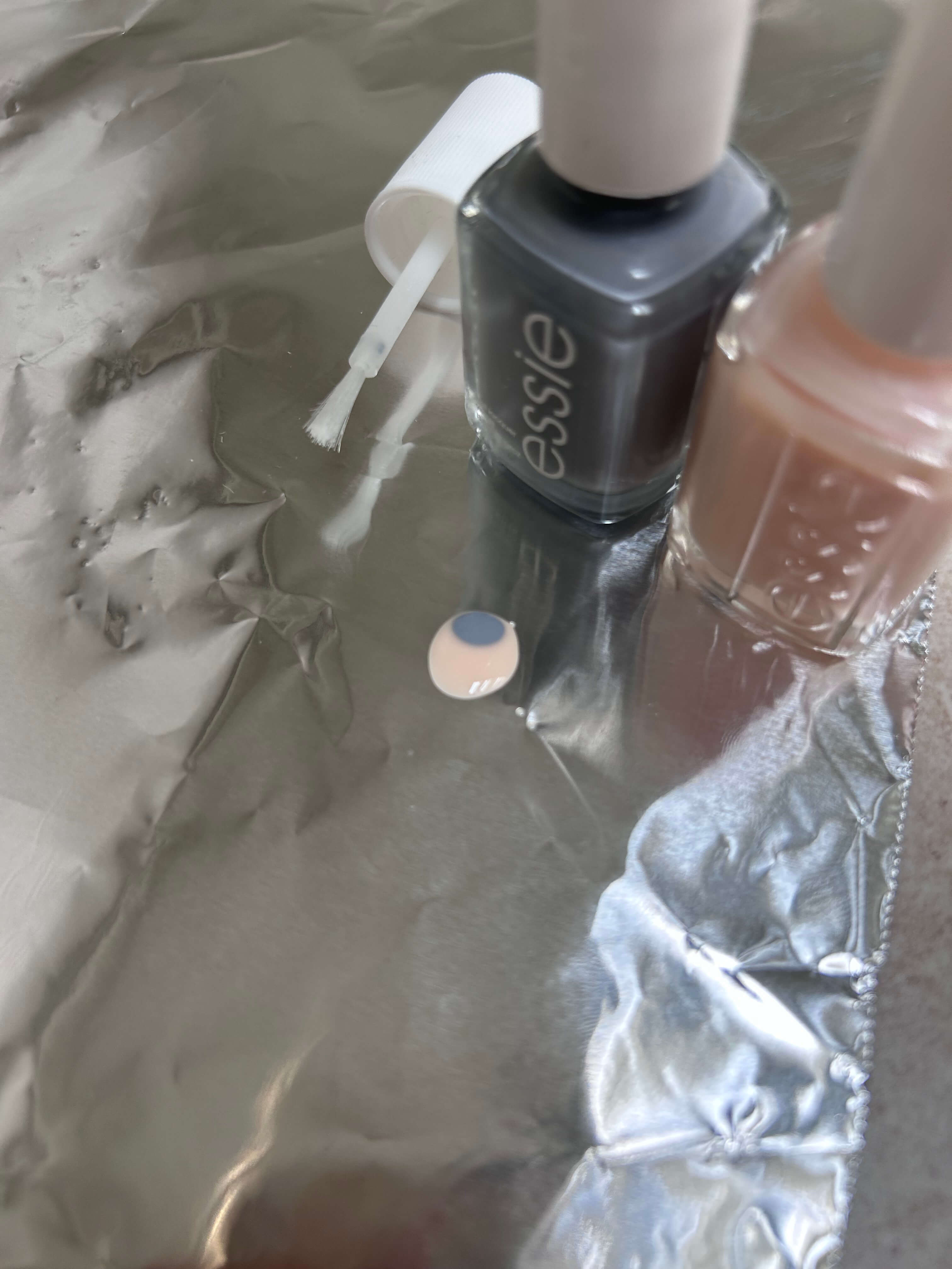 Sơn Essie Hi Maintenance đã pha trộn