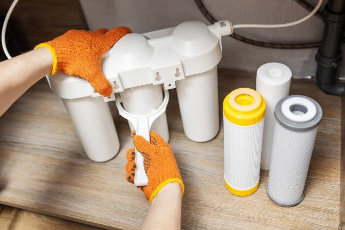 Bảo trì định kỳ cho hệ thống lọc nước thẩm thấu ngược tại nhà